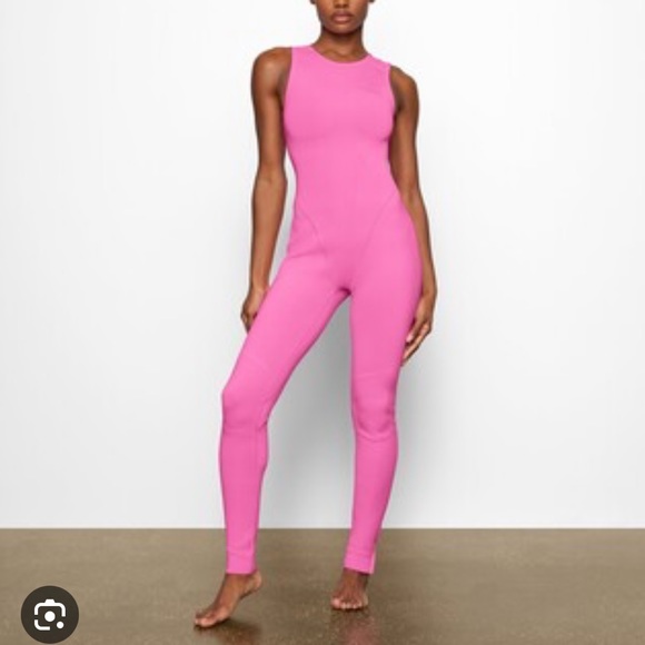 Sw10. skims sport swim full length wetsuit rash guard in taffy pink nwt XXS / xl - Picture 2 of 3